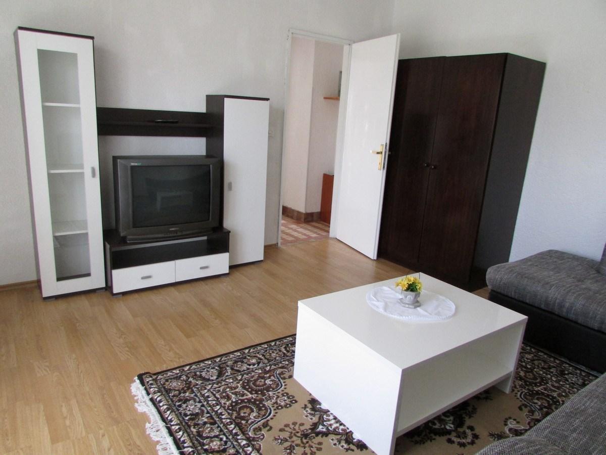 Mirela House With Apartment 乌马格 外观 照片