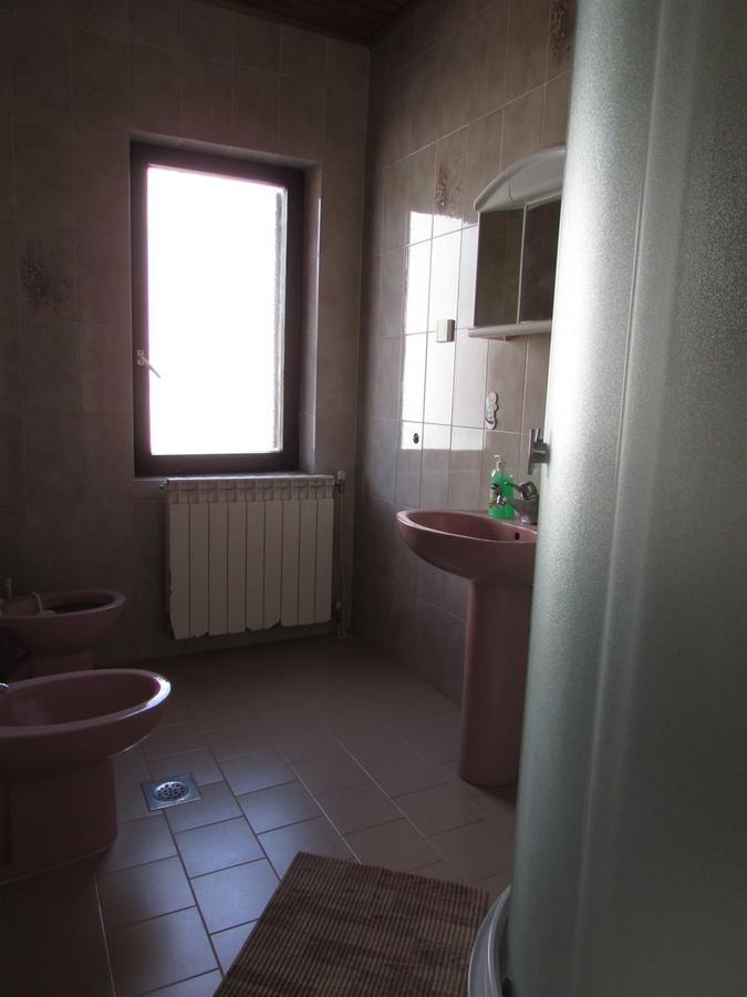 Mirela House With Apartment 乌马格 外观 照片